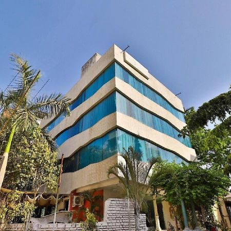 The Sky Imperial Hotel Yahvi Вадодара Экстерьер фото