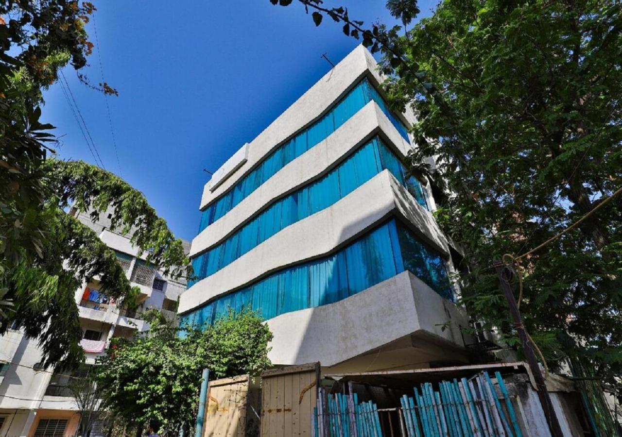 The Sky Imperial Hotel Yahvi Вадодара Экстерьер фото